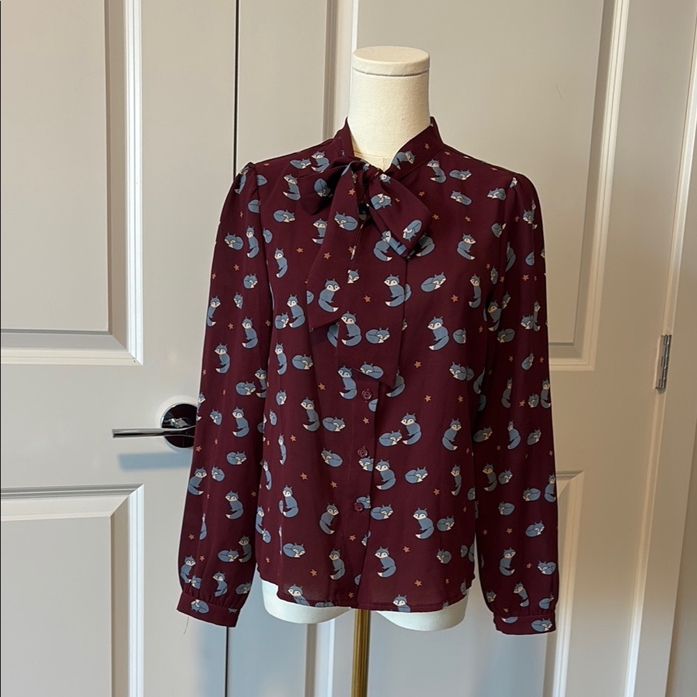 Hide& Seek print blouse